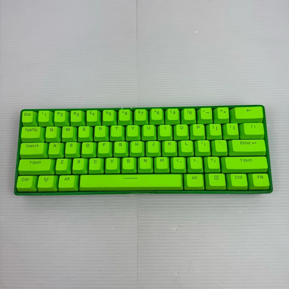 HK Gaming GH61v2 Mechanical Keyboard Green READ FLAWS
